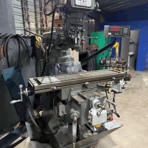1 King Rich Turret milling machine V3000