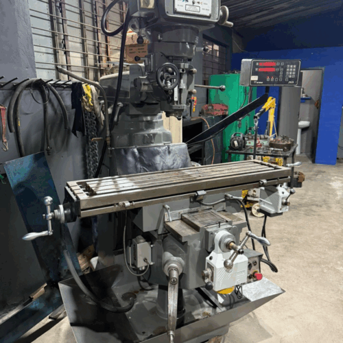 1 King Rich Turret milling machine V3000